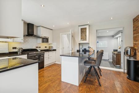 3 bedroom Semi-detached house for sale in Verulam Road, Hitchin