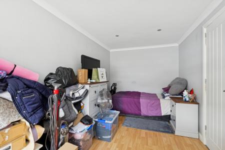 4 bedroom Detached house for sale in Eisenhower Road, Shefford