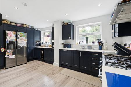 4 bedroom Detached house for sale in Eisenhower Road, Shefford