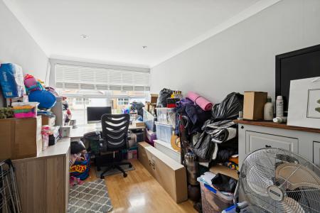 4 bedroom Detached house for sale in Eisenhower Road, Shefford