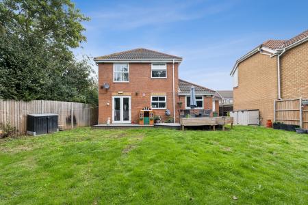 4 bedroom Detached house for sale in Eisenhower Road, Shefford