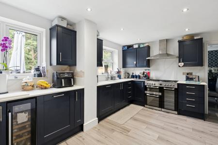 4 bedroom Detached house for sale in Eisenhower Road, Shefford