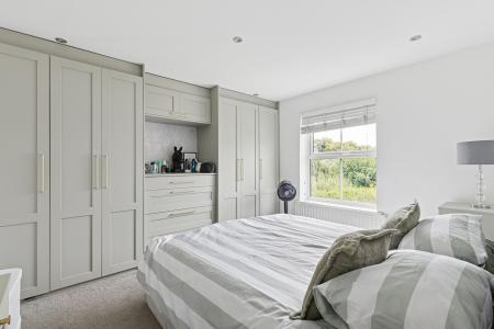 4 bedroom Detached house for sale in Eisenhower Road, Shefford
