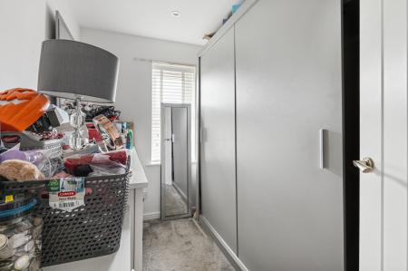 4 bedroom Detached house for sale in Eisenhower Road, Shefford