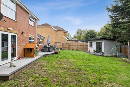 4 bedroom Detached house for sale in Eisenhower Road, Shefford