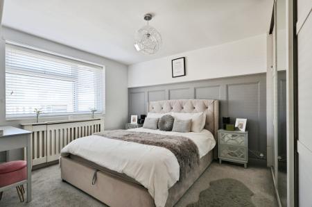 3 bedroom Semi-detached house for sale in Dryden Crescent, Stevenage