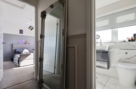3 bedroom Semi-detached house for sale in Dryden Crescent, Stevenage