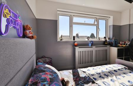 3 bedroom Semi-detached house for sale in Dryden Crescent, Stevenage