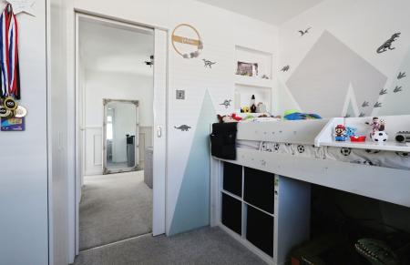 3 bedroom Semi-detached house for sale in Dryden Crescent, Stevenage