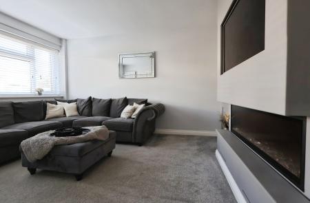 3 bedroom Semi-detached house for sale in Dryden Crescent, Stevenage