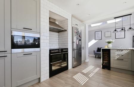 3 bedroom Semi-detached house for sale in Dryden Crescent, Stevenage