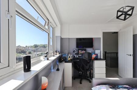 3 bedroom Semi-detached house for sale in Dryden Crescent, Stevenage