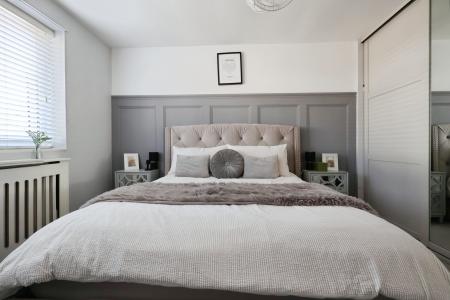 3 bedroom Semi-detached house for sale in Dryden Crescent, Stevenage