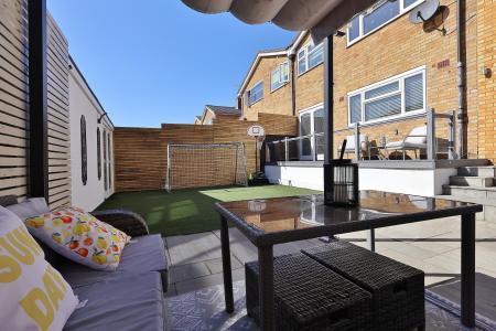 3 bedroom Semi-detached house for sale in Dryden Crescent, Stevenage