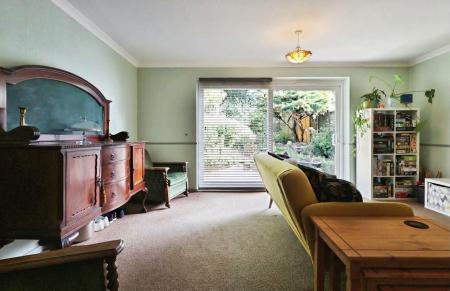 3 bedroom End of terrace house for sale in Broadwater Dale, Letchworth