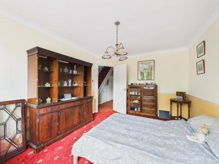 3 bedroom Detached house for sale in Cranborne Avenue, Hitchin