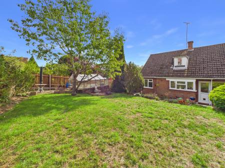 3 bedroom Detached house for sale in Cranborne Avenue, Hitchin