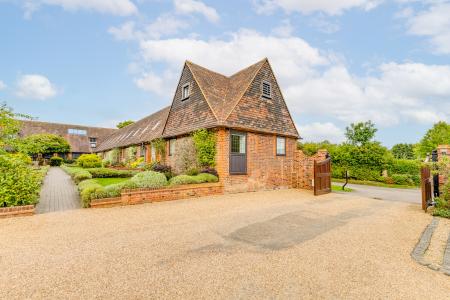 2 bedroom Barn Conversion for sale in Ladygrove Mews, Preston