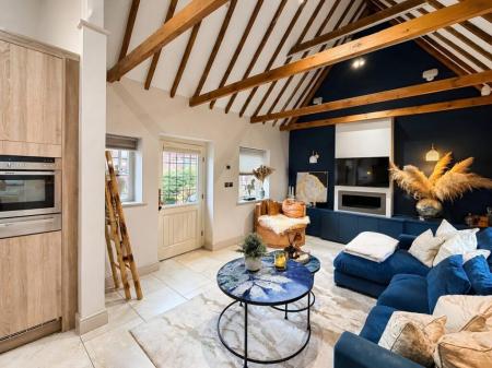 2 bedroom Barn Conversion for sale in Ladygrove Mews, Preston