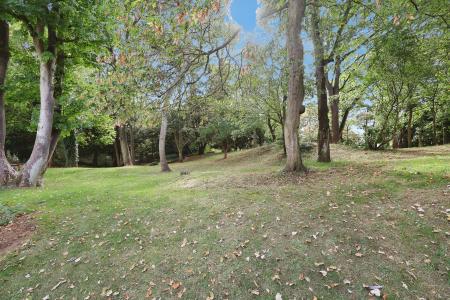 2 bedroom Flat for sale in High Point, Pirton Road, Hitchin
