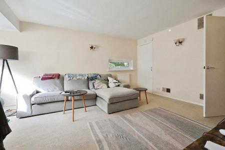 2 bedroom Flat for sale in High Point, Pirton Road, Hitchin