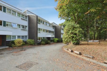 2 bedroom Flat for sale in High Point, Pirton Road, Hitchin