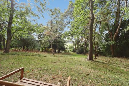 2 bedroom Flat for sale in High Point, Pirton Road, Hitchin
