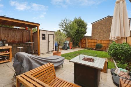 3 bedroom Terraced House for sale in Grace Way, Stevenage
