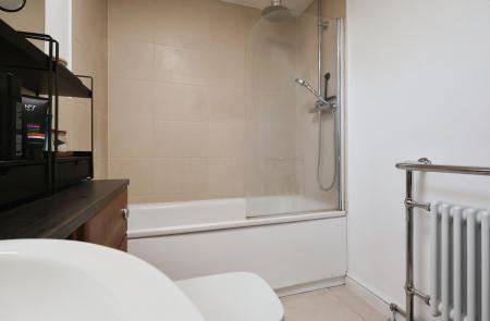 3 bedroom Terraced House for sale in Grace Way, Stevenage