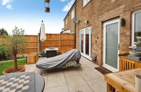 3 bedroom Terraced House for sale in Grace Way, Stevenage