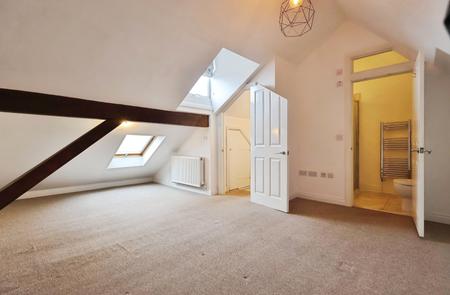 2 bedroom Maisonette for sale in Nightingale Road, Hitchin