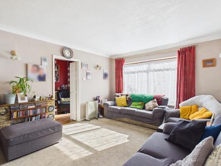 5 bedroom Detached house for sale in Cromwell Road, Stevenage