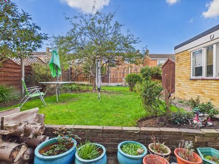 5 bedroom Detached house for sale in Cromwell Road, Stevenage