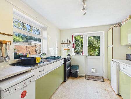 4 bedroom Detached house for sale in Tennyson Avenue, Hitchin