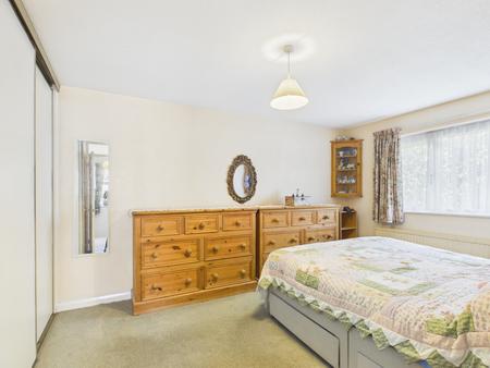 4 bedroom Detached house for sale in Tennyson Avenue, Hitchin
