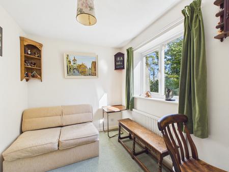 4 bedroom Detached house for sale in Tennyson Avenue, Hitchin