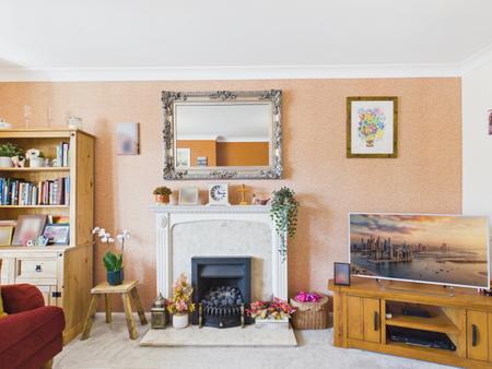 4 bedroom Detached house for sale in Webb Close, Letchworth