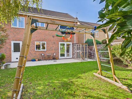 4 bedroom Detached house for sale in Webb Close, Letchworth