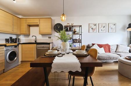 2 bedroom Flat for sale in Sharps Court, Cooks Way, Hitchin