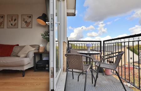 2 bedroom Flat for sale in Sharps Court, Cooks Way, Hitchin