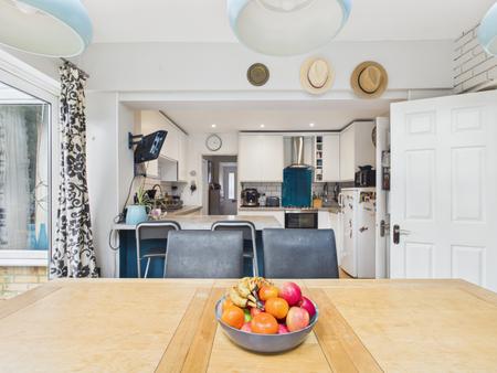 4 bedroom Detached house for sale in Dryden Crescent, Stevenage