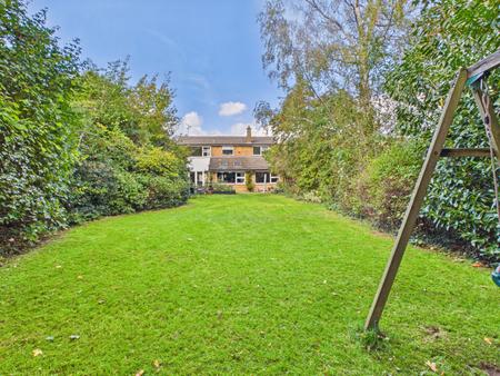 4 bedroom Detached house for sale in Dryden Crescent, Stevenage