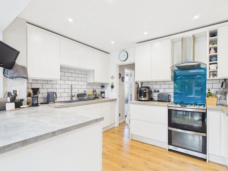 4 bedroom Detached house for sale in Dryden Crescent, Stevenage