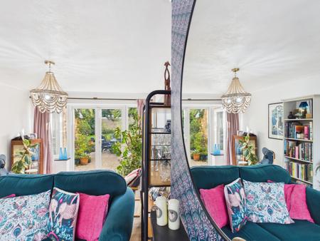 4 bedroom Detached house for sale in Dryden Crescent, Stevenage