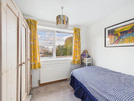 4 bedroom Detached house for sale in Dryden Crescent, Stevenage