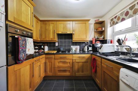 2 bedroom Semi-detached house for sale in Ringtale Place, Baldock