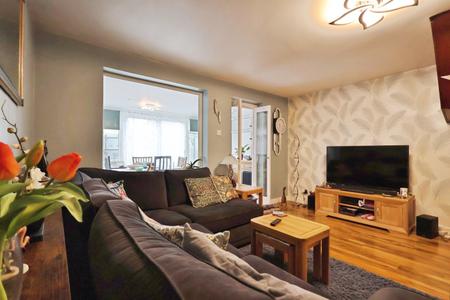 2 bedroom Semi-detached house for sale in Ringtale Place, Baldock