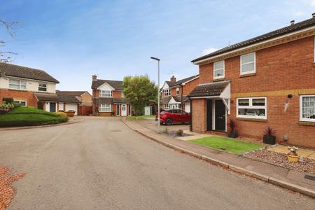 2 bedroom Semi-detached house for sale in Ringtale Place, Baldock