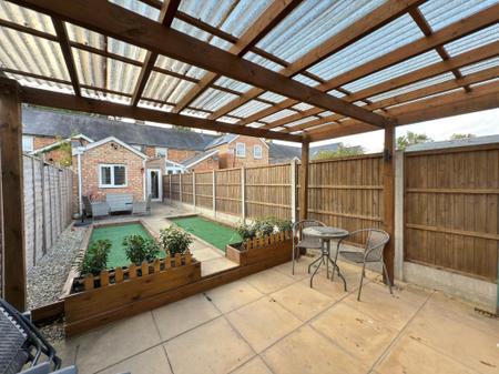 2 bedroom Terraced House for sale in Raymond Cottages, Upper Green, Ickleford