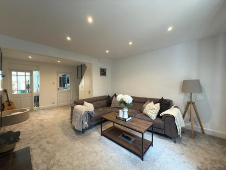 2 bedroom Terraced House for sale in Raymond Cottages, Upper Green, Ickleford